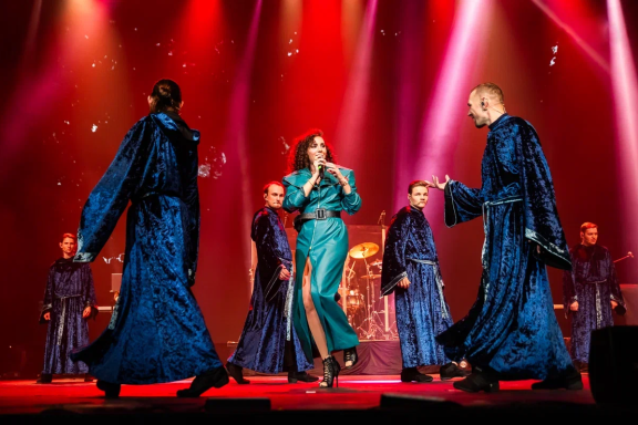 &Lcy;&iecy;&gcy;&iecy;&ncy;&dcy;&acy;&rcy;&ncy;&ycy;&iecy; &khcy;&icy;&tcy;&ycy; ENIGMA&comma; GREGORIAN&comma; SANDRA &vcy; &shcy;&ocy;&ucy; MIRROR OF ENIGMA&comma; &Scy;&tcy;&iecy;&rcy;&lcy;&icy;&tcy;&acy;&mcy;&acy;&kcy;