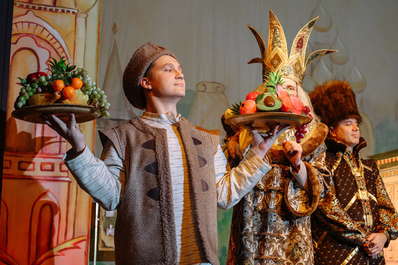 "&Lcy;&iecy;&tcy;&ucy;&chcy;&icy;&jcy; &kcy;&ocy;&rcy;&acy;&bcy;&lcy;&softcy;"